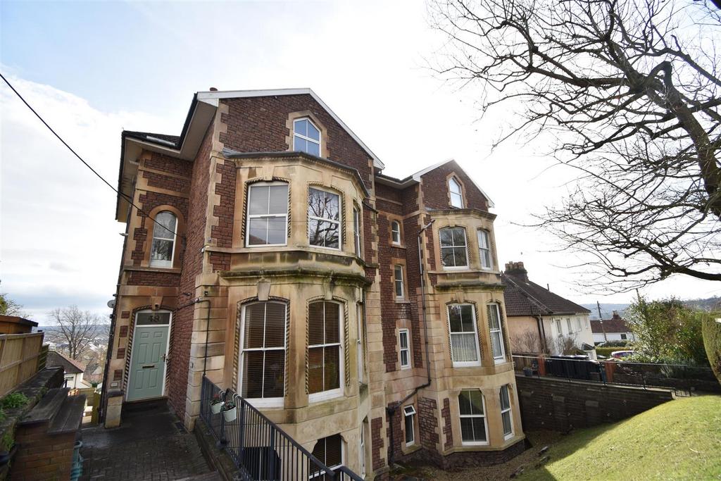 South Road, Portishead 2 bed apartment for sale £250,000