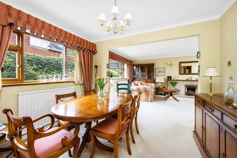 13 Surrenden Crescent, Brighton, BN1 6WE