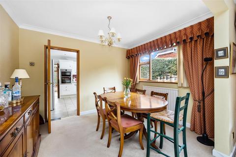 13 Surrenden Crescent, Brighton, BN1 6WE