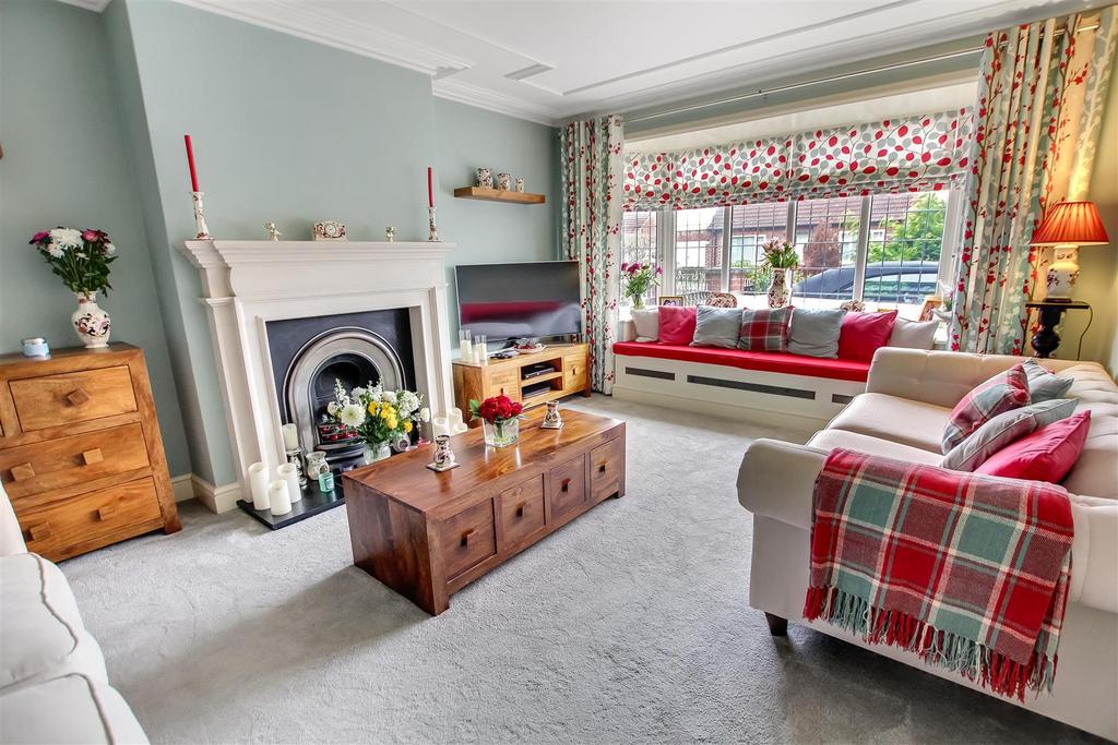 Millfield Avenue, Northallerton 5 bed semidetached house for sale £