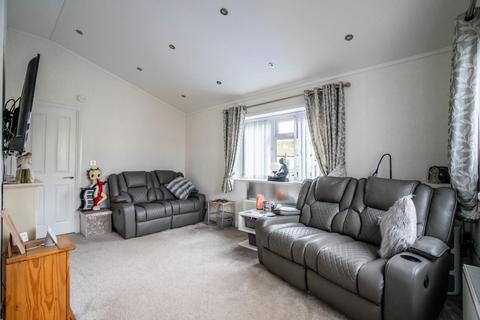 2 bedroom park home for sale, Elm Avenue, Acaster Malbis, York