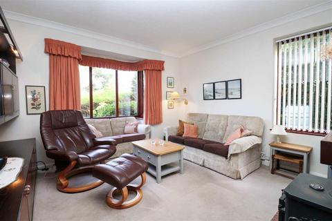 42 Rounton Road, Church Crookham, Fleet, GU52 6HB