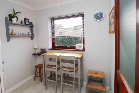 42 Rounton Road, Church Crookham, Fleet, GU52 6HB