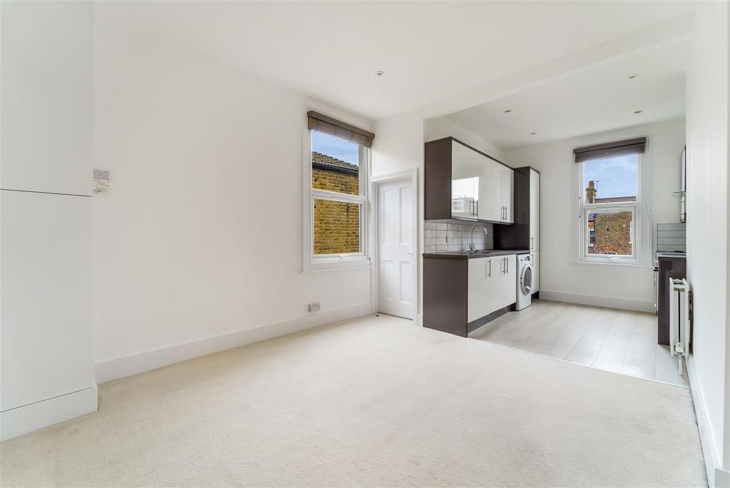 Florence Road, Wimbledon SW19 3 bed for sale £600,000