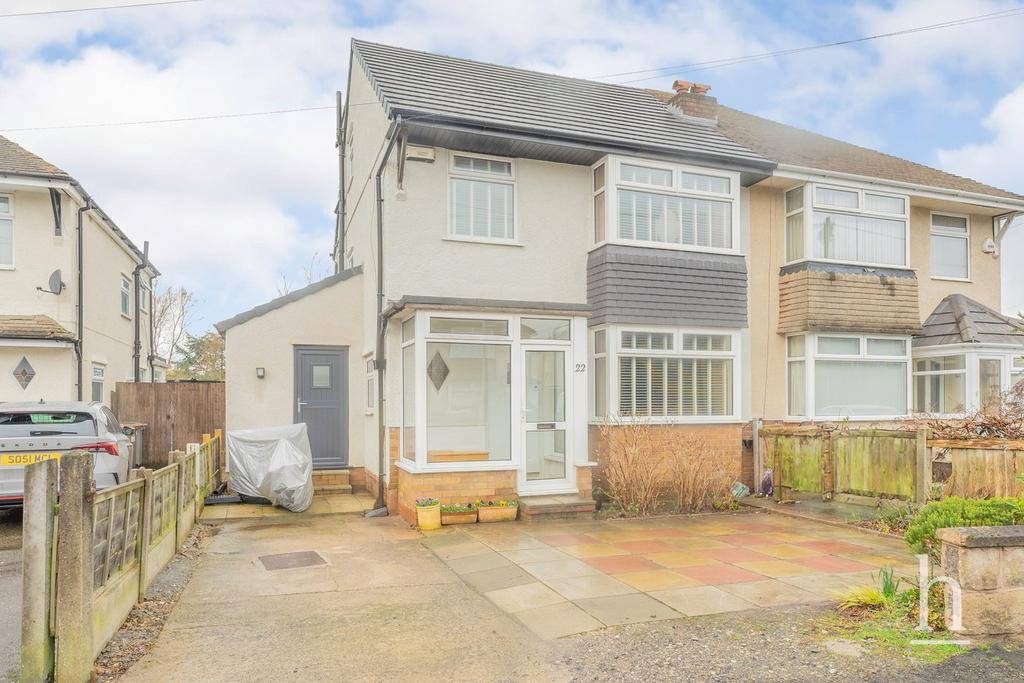 Thingwall Drive, Wirral CH61 4 bed semidetached house for sale £425,000