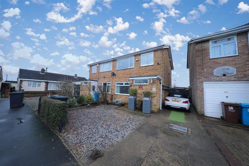 Paxdale, Hull 3 bed semidetached house for sale £170,000