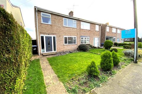 20 Azalea Walk, Burbage, Hinckley, LE10 2SR