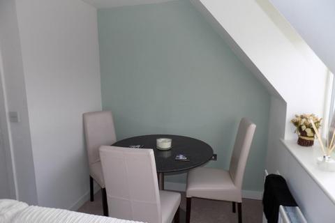 2 bedroom flat for sale, Evans Court, Halstead CO9