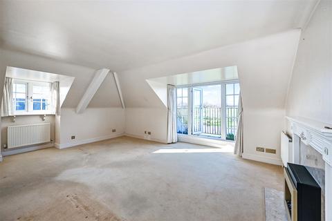 3 bedroom apartment for sale, Marchwood  Gate, Chichester