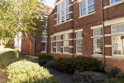 1 bedroom retirement property for sale, Dame Mary Walk, Halstead CO9