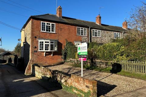 2 bedroom cottage for sale - Church Street, Great Maplestead CO9