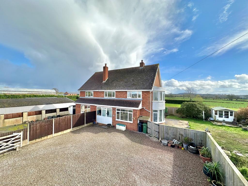 Eaton Hereford, HR2 5 bed property for sale £440,000