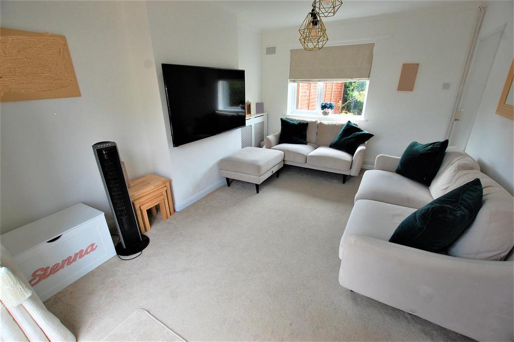 Cecil Crescent, Hatfield 3 bed semidetached house for sale £495,000