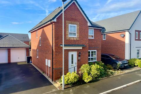 4 bedroom detached house for sale, Hopkins Cross, Ledbury, HR8