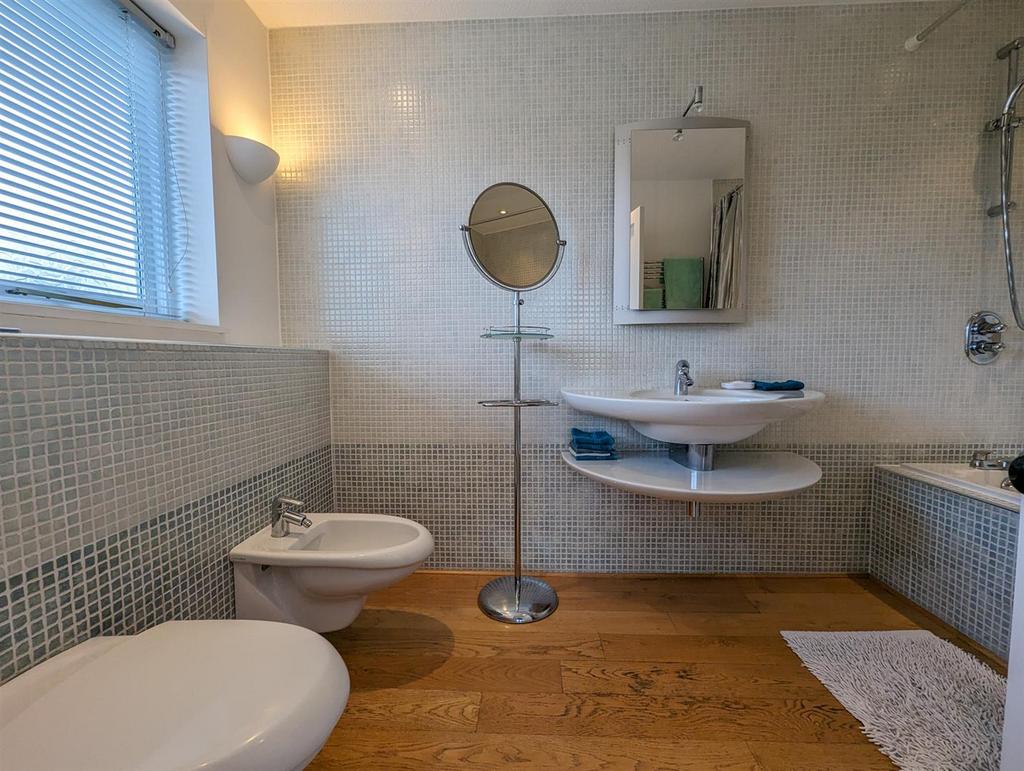 En suite