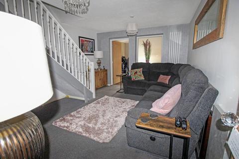 65 Dreyer Close, Rugby, CV22 7SX