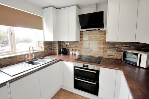 65 Dreyer Close, Rugby, CV22 7SX