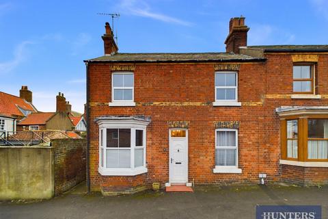 2 bedroom terraced house for sale, Scarborough Road