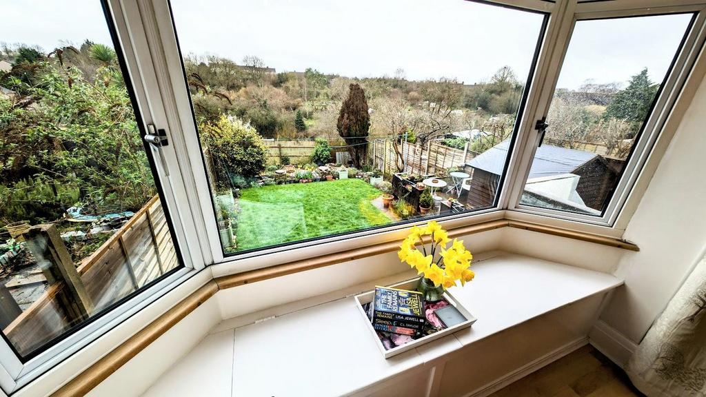 Stonebridge Park, Bristol 3 bed semidetached house for sale £480,000