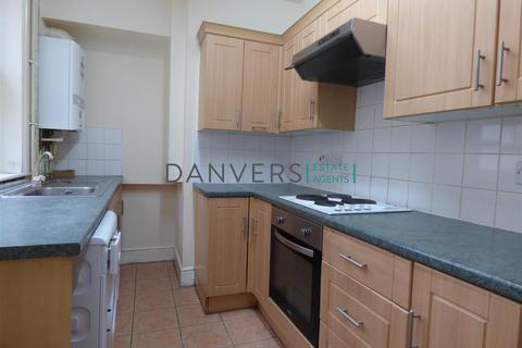 3 bedroom terraced house to rent, Windermere Street, Leicester LE2