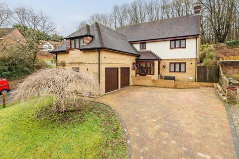 5 bedroom detached house for sale - Boxley Road, Chatham ME5