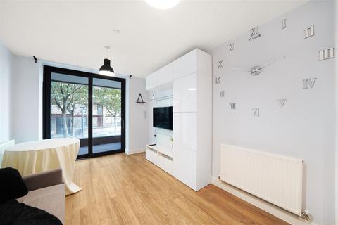 1 bedroom apartment for sale, Connaught Heights, Silvertown, E16