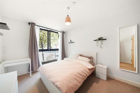 1 bedroom apartment for sale, Connaught Heights, Silvertown, E16