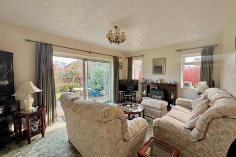 3 bedroom detached bungalow for sale, Eachelhurst Road, Walmley, Sutton Coldfield
