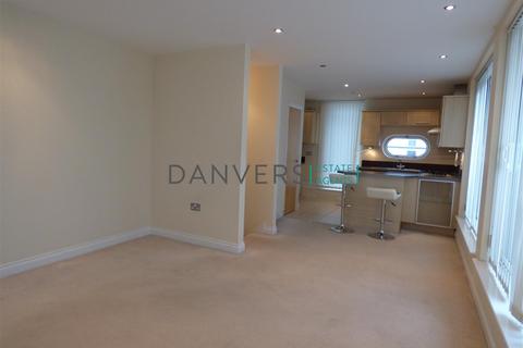 2 bedroom apartment to rent, Watkin Road, Leicester LE2