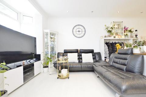 84 Thorpe Road, Forest Gate, London, E7 9EB