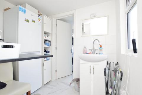 84 Thorpe Road, Forest Gate, London, E7 9EB