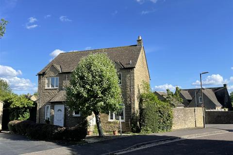4 bedroom detached house for sale, Green Lake Close, Bourton-On-The-Water, Cheltenham