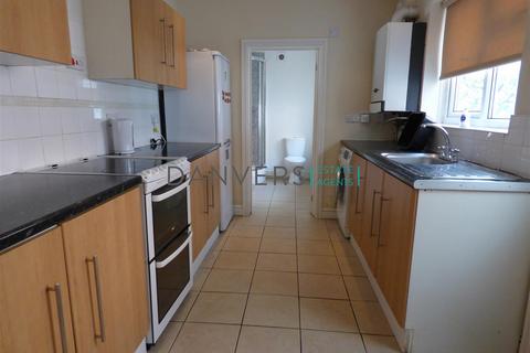 4 bedroom terraced house to rent, Norman Street, Leicester LE3