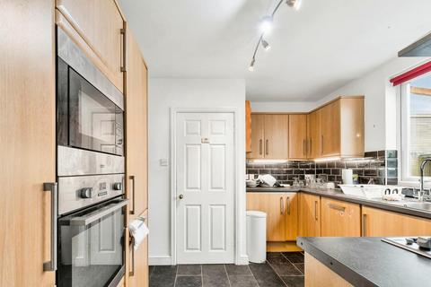 4 bedroom house for sale - Leven Road, York