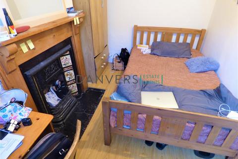 3 bedroom terraced house to rent, Jarrom Street, Leicester LE2