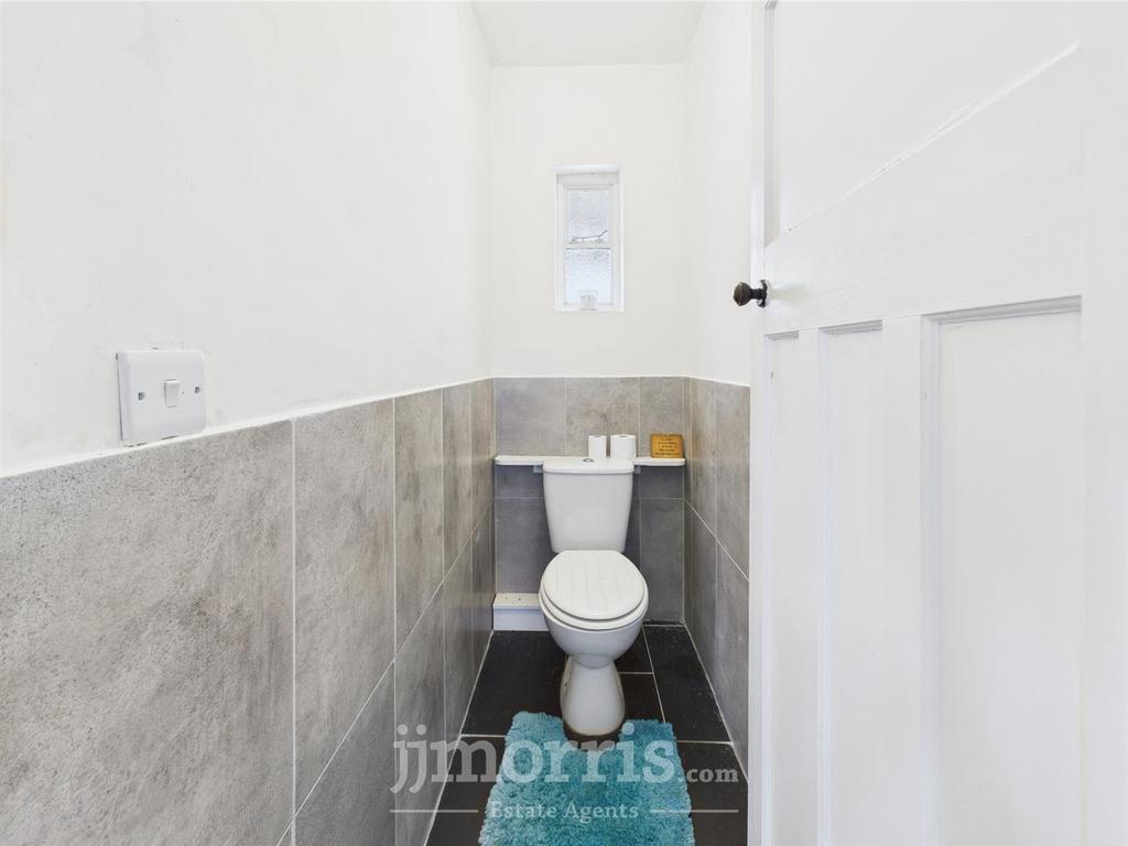 Separate WC