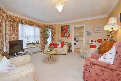 2 bedroom flat for sale, Granville Road, Eastbourne