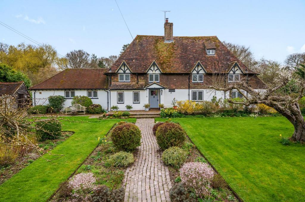 Ashford Road, Ashford TN26 5 bed farm house for sale £1,350,000
