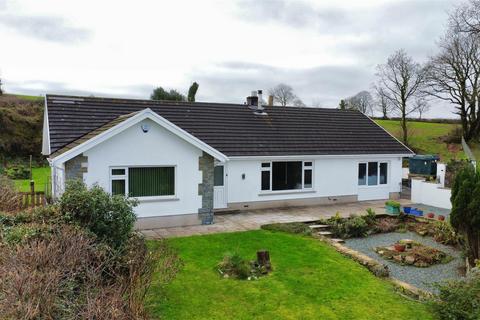 4 bedroom detached bungalow for sale - Cold Blow, Narberth