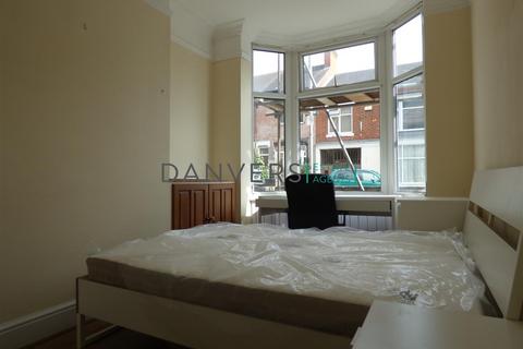 5 bedroom terraced house to rent - Wilberforce Road, Leicester LE3