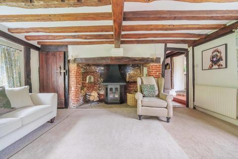 3 bedroom cottage for sale, Holly Bushes, Sittingbourne ME9