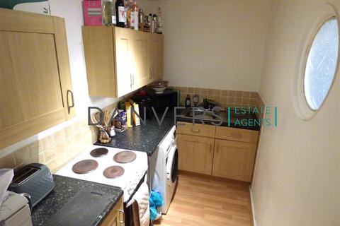 undefined, Blackthorn Drive, Leicester LE4