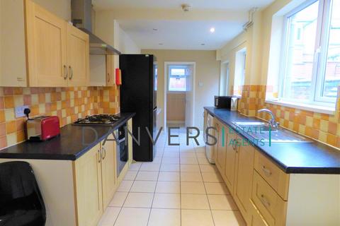 5 bedroom terraced house to rent, Briton Street, Leicester LE3