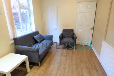 5 bedroom terraced house to rent, Briton Street, Leicester LE3