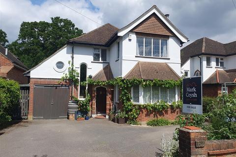 67 Broadhurst, Ashtead, KT21 1QD