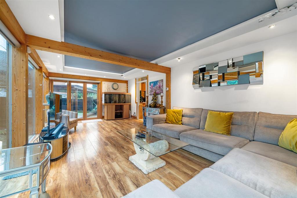 Boxley Road, Penenden Heath, Maidstone, ME14 3 bed semidetached house