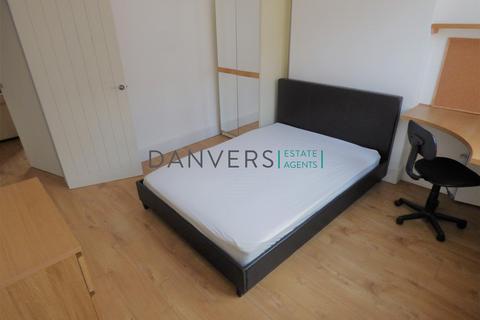 4 bedroom terraced house to rent, Jarrom Street, Leicester LE2