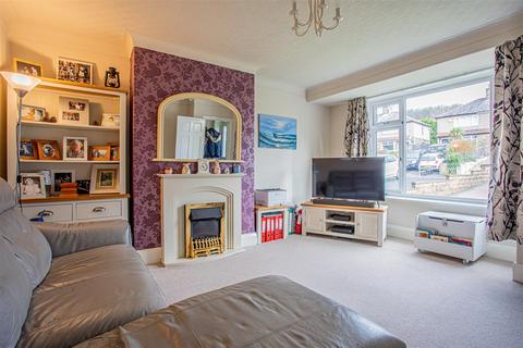3 bedroom semi-detached house for sale - Oxford Crescent, Halifax HX3