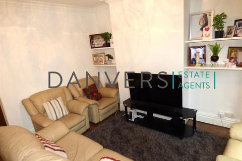 2 bedroom terraced house to rent, Lavender Road, Leicester LE3