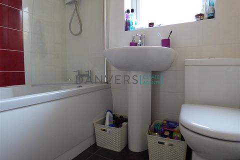 undefined, Imperial Avenue, Leicester LE3